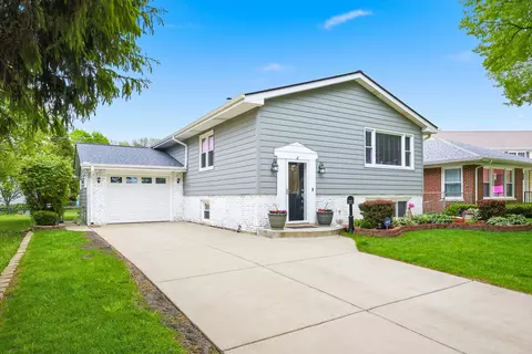 639 N Kaspar Ave, Arlington Heights, IL 60004