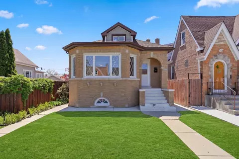 5853 W Newport Ave, Chicago, IL 60634