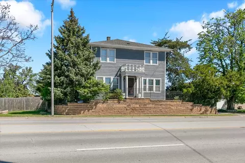 4108 W 103rd St, Oak Lawn, IL 60453