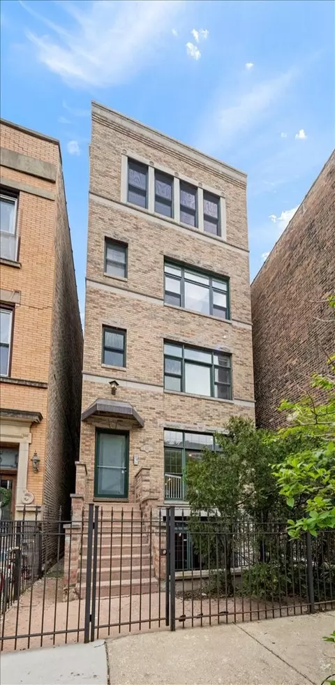 3511 N Wilton Ave #1, Chicago, IL 60657
