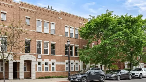 529 Chicago Ave #A, Evanston, IL 60202