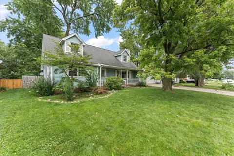 Exterior - 1606 Dobbins Dr, Champaign, IL 61821 photo 10 of 10