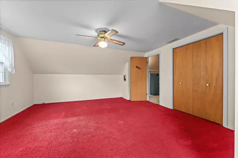Bedroom - 1606 Dobbins Dr, Champaign, IL 61821 photo 8 of 8