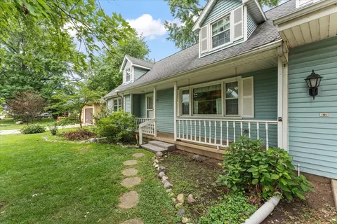 Exterior - 1606 Dobbins Dr, Champaign, IL 61821 photo 2 of 10