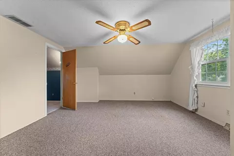 Bedroom - 1606 Dobbins Dr, Champaign, IL 61821 photo 6 of 8