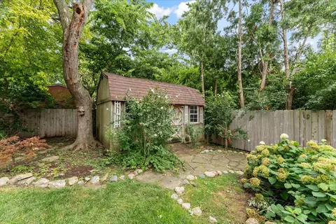 Exterior - 1606 Dobbins Dr, Champaign, IL 61821 photo 5 of 10
