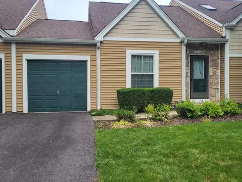 2032 Teton Pkwy #2032, Algonquin, IL 60102