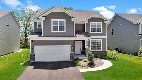 2225 Bent Grass Way, Bolingbrook, IL 60490