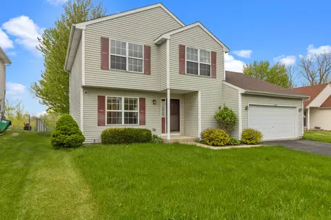 819 Casey Ln, Harvard, IL 60033