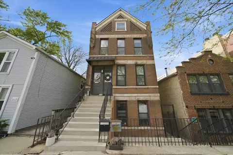 1722 W Wabansia Ave, Chicago, IL 60622