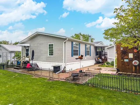 1129 11th St, Bloomington, IL 61704 photo 52