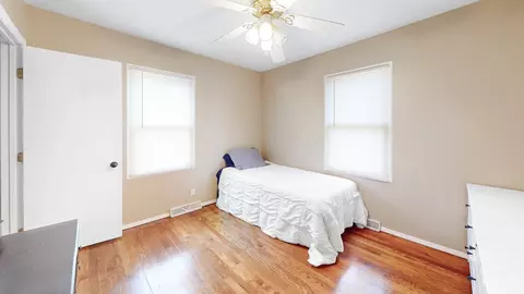 Bedroom - 311 E Jones St, Plano, IL 60545 photo 2 of 4