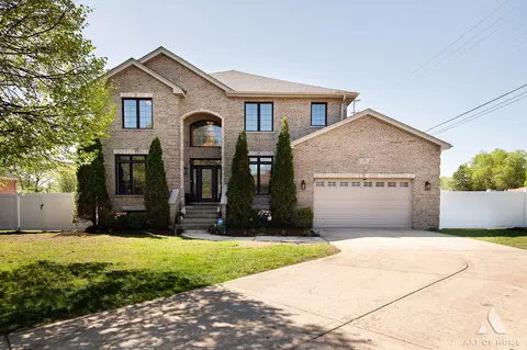 1139 James Peter Ct, Darien, IL 60561