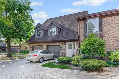 44 Kings Ct #0, Westchester, IL 60154