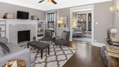 Living - 1367 E 52nd St #1, Chicago, IL 60615 photo 2 of 2