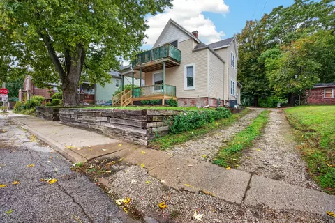 Other - 605 S Lee St, Bloomington, IL 61701 photo 4 of 4
