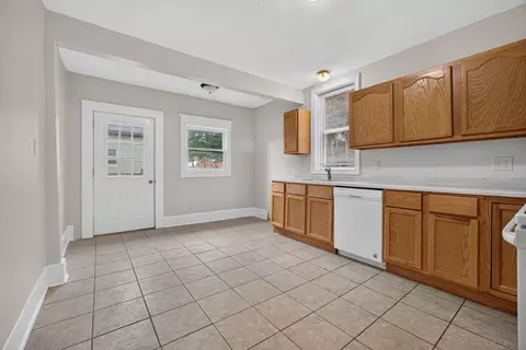 Kitchen - 605 S Lee St, Bloomington, IL 61701 photo 1 of 1