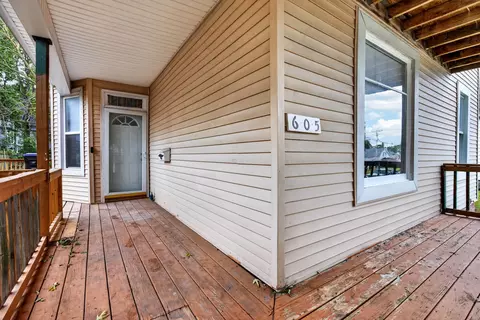 Exterior - 605 S Lee St, Bloomington, IL 61701 photo 3 of 10