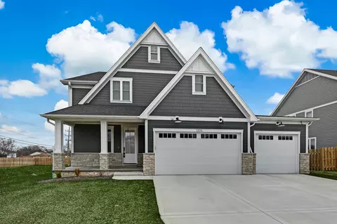 1205 Ridge Rd, Westmont, IL 60559