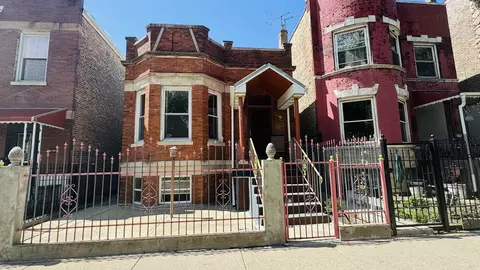 2438 S Drake Ave, Chicago, IL 60623