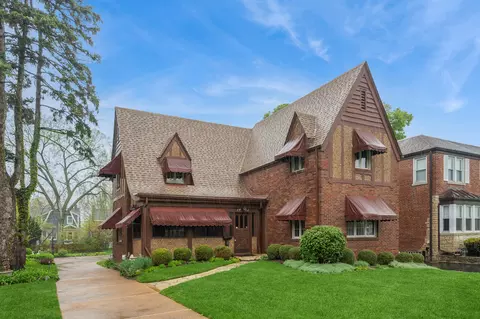 1422 Franklin Ave, River Forest, IL 60305