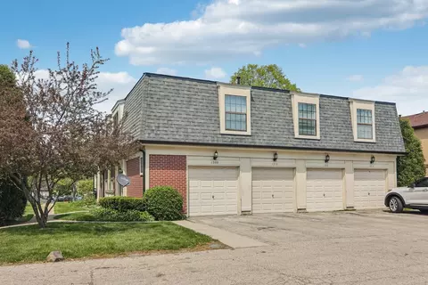1308 Inverrary Ln #16D, Palatine, IL 60074