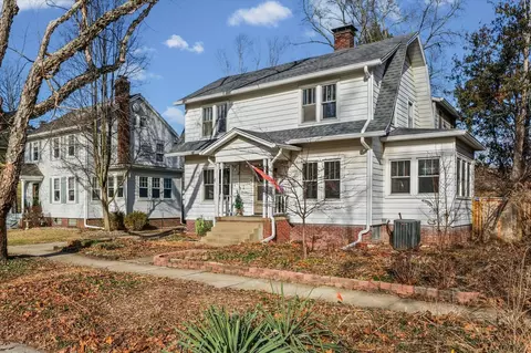 702 W Iowa St, Urbana, IL 61801