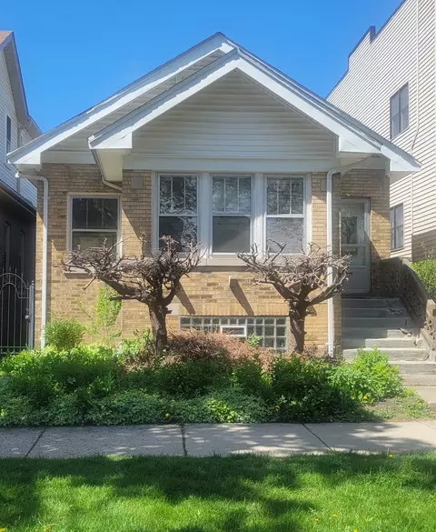 4212 N Mozart St, Chicago, IL 60618