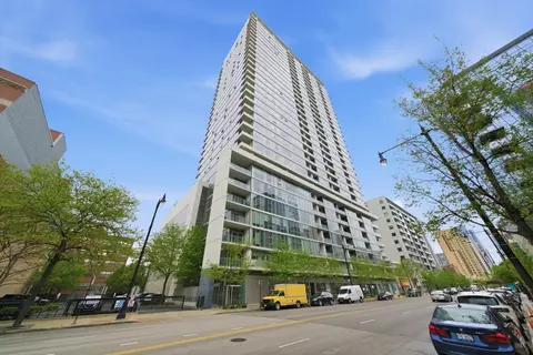 1720 S Michigan Ave #809, Chicago, IL 60616