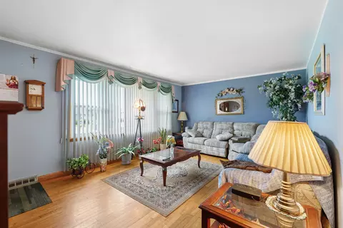 Living - 7730 S Octavia Ave, Bridgeview, IL 60455 photo 2 of 2