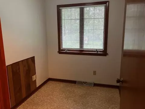 Bedroom - 4015 E 1st Rd, Mendota, IL 61342 photo 8 of 8