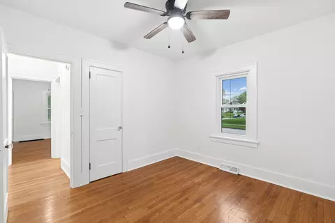 Bedroom - 2905 13th Ave, Moline, IL 61265 photo 4 of 4