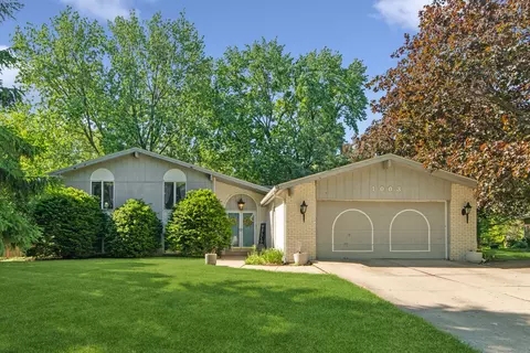 1003 Country Dr, Shorewood, IL 60404