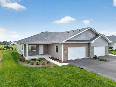 2041 Isabella Ln, Minooka, IL 60447