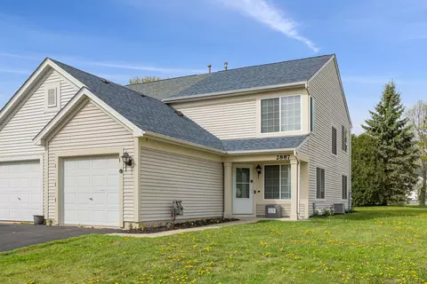 2887 Impressions Dr, Lake In The Hills, IL 60156