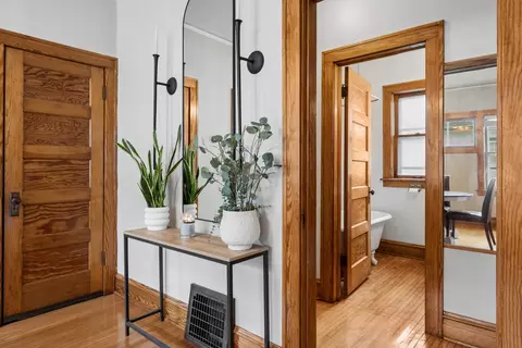 Entry Way - 18 N Worth Ave, Elgin, IL 60123 photo 1 of 1
