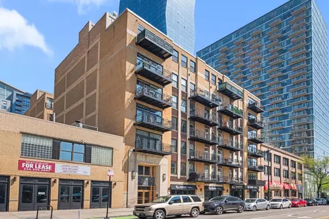 1307 S Wabash Ave #606, Chicago, IL 60605
