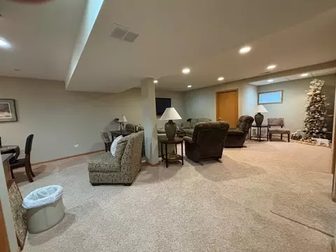 Living - 93 Netherlands Dr, Antioch, IL 60002 photo 5 of 5
