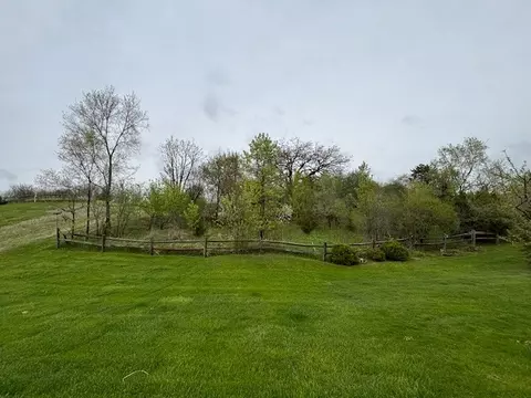 Exterior - 93 Netherlands Dr, Antioch, IL 60002 photo 4 of 5