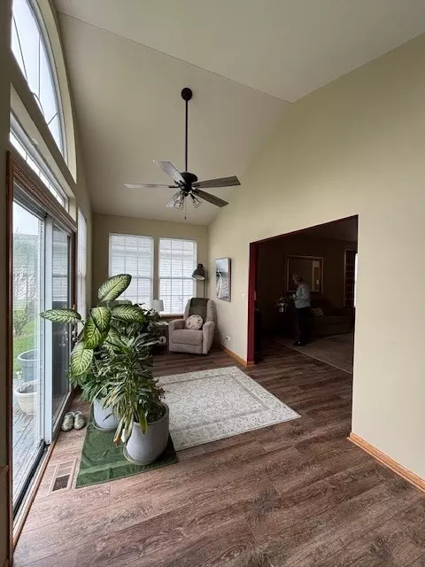 Other - 93 Netherlands Dr, Antioch, IL 60002 photo 3 of 11