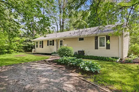 7 Shuman Cir, Urbana, IL 61801