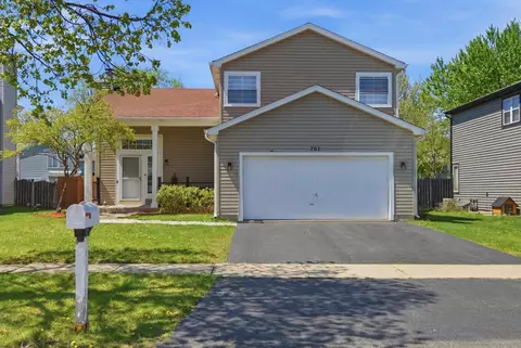 761 Parc Ct, Lake In The Hills, IL 60156