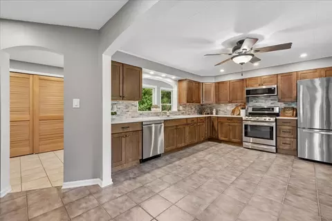 Other - 166 Mohawk Trl, Algonquin, IL 60102 photo 3 of 22