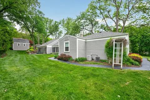 Exterior - 166 Mohawk Trl, Algonquin, IL 60102 photo 12 of 21