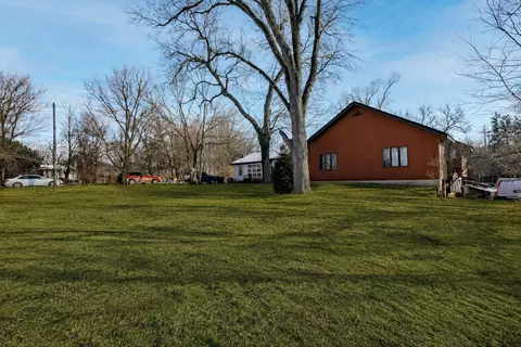 2985 87th St, Darien, IL 60561