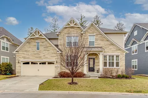 546 Council Cir, Vernon Hills, IL 60061