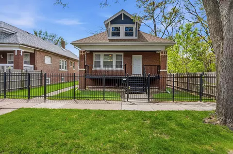131 W 108th St, Chicago, IL 60628