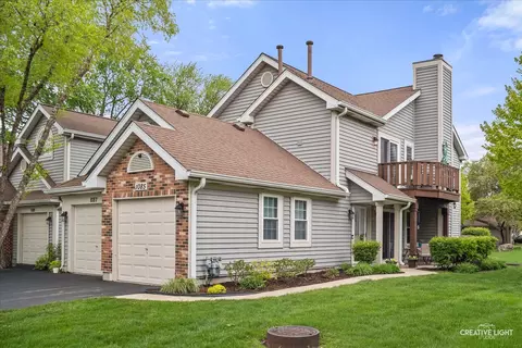 1085 Rockport Dr, Carol Stream, IL 60188