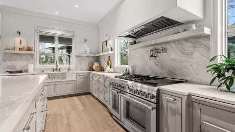 Kitchen - 1500 William St, River Forest, IL 60305 photo 3 of 4