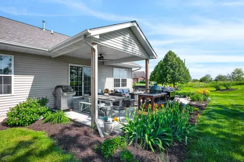 Exterior - 277 Cassidy Rd, Normal, IL 61761 photo 5 of 7